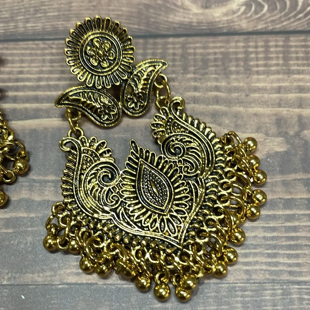 Bohemian Bali Jhumka Gypsy Earrings - Picture 6 of 9